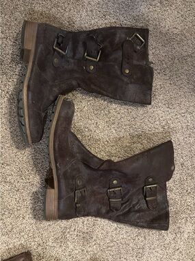 Women's Brown Lace-Up Mid-Calf Buckle Boots